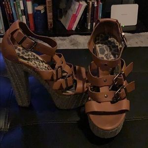 Jessica Simpson JO-Carlina Brown Heels